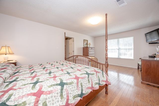 2804 Holden Drive, Vancleave, MS 39565