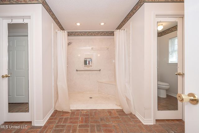 2804 Holden Drive, Vancleave, MS 39565