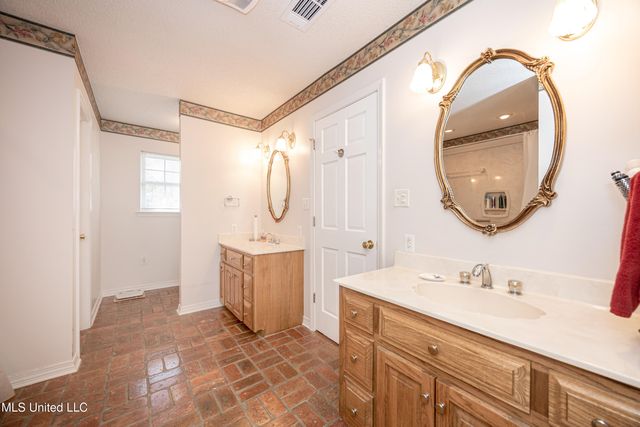 2804 Holden Drive, Vancleave, MS 39565