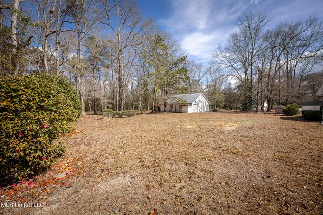 2804 Holden Drive, Vancleave, MS 39565