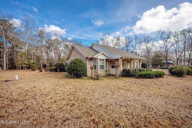 2804 Holden Drive, Vancleave, MS 39565