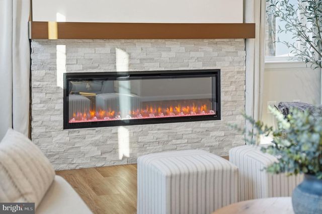 30 BOXELDER DR, Stafford, VA 22554