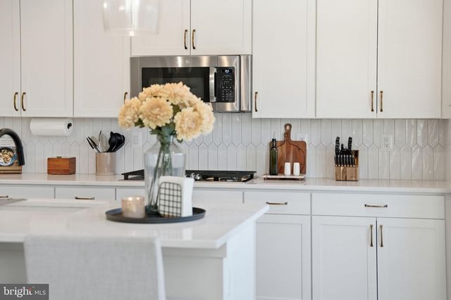 30 BOXELDER DR, Stafford, VA 22554