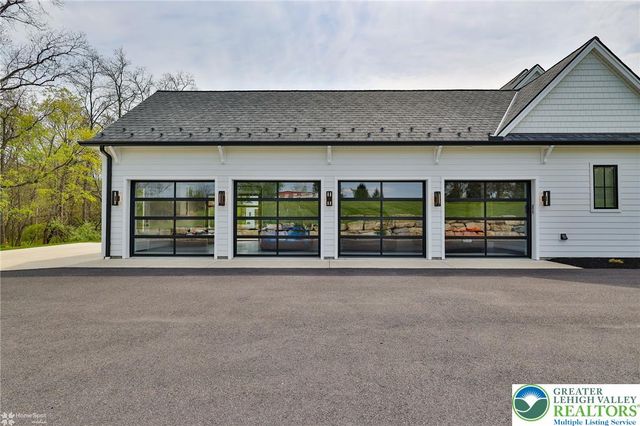 4850 West Hopewell Road, Upper Saucon Twp, PA 18034