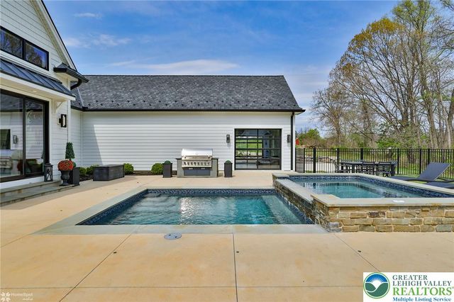 4850 West Hopewell Road, Upper Saucon Twp, PA 18034