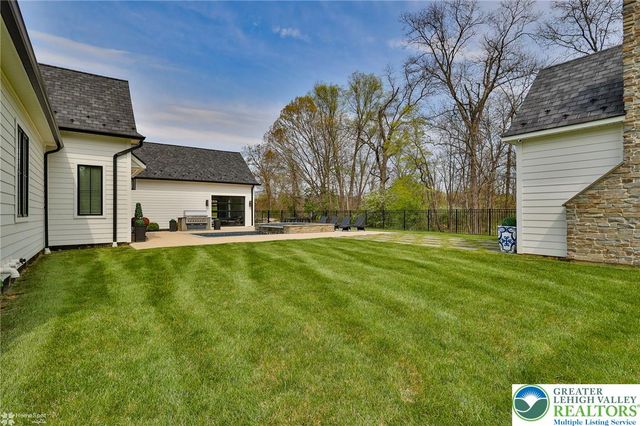 4850 West Hopewell Road, Upper Saucon Twp, PA 18034
