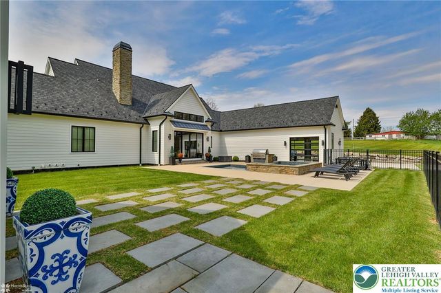 4850 West Hopewell Road, Upper Saucon Twp, PA 18034