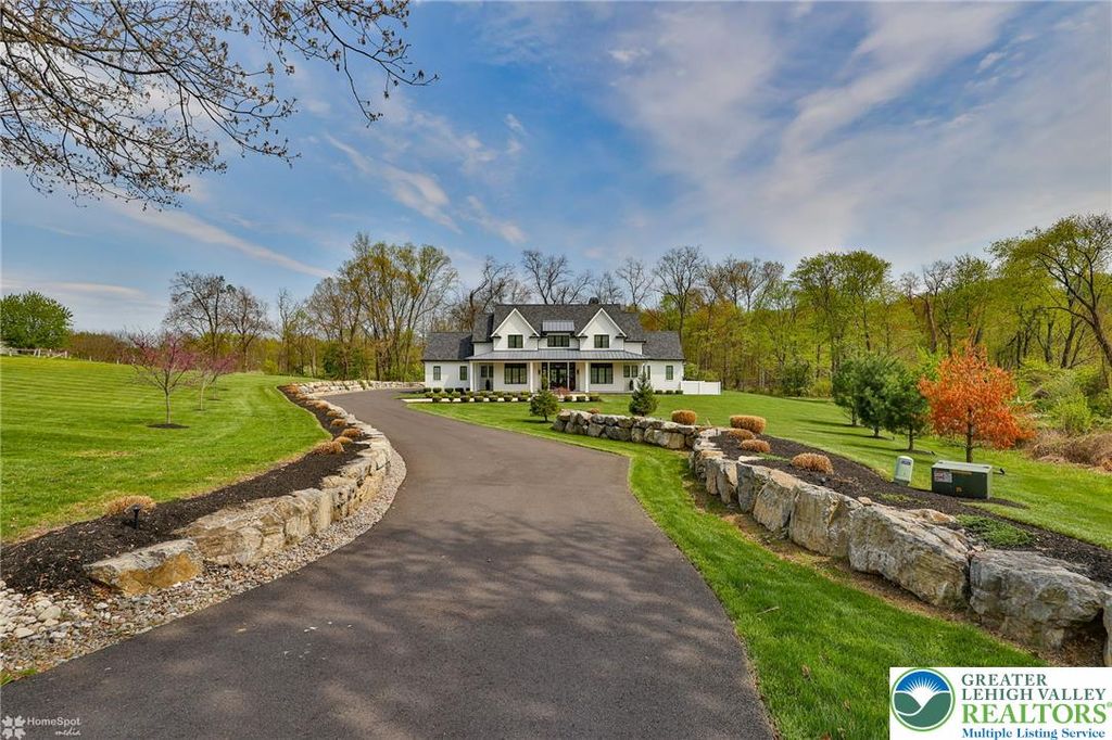 4850 West Hopewell Road, Upper Saucon Twp, PA 18034