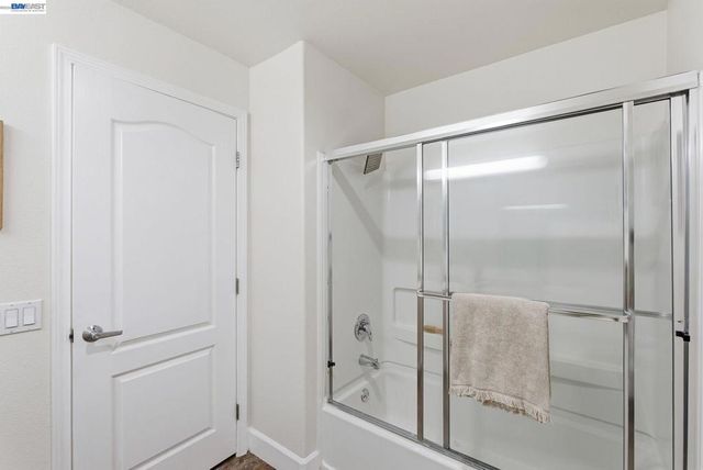 35510 Monterra Ter 201, Union City, CA 94587