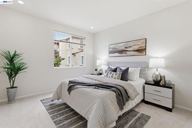 35510 Monterra Ter 201, Union City, CA 94587