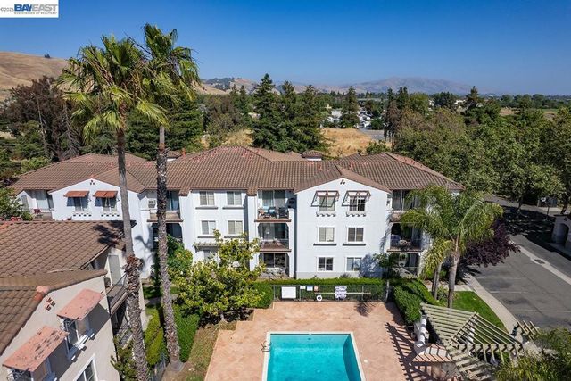35510 Monterra Ter 201, Union City, CA 94587