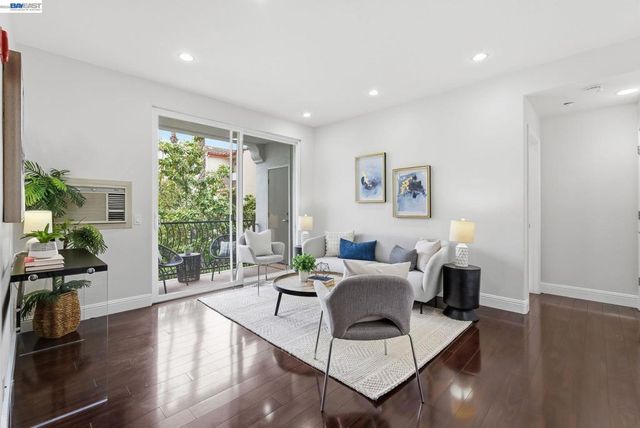 35510 Monterra Ter 201, Union City, CA 94587