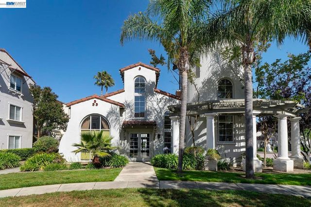 35510 Monterra Ter 201, Union City, CA 94587