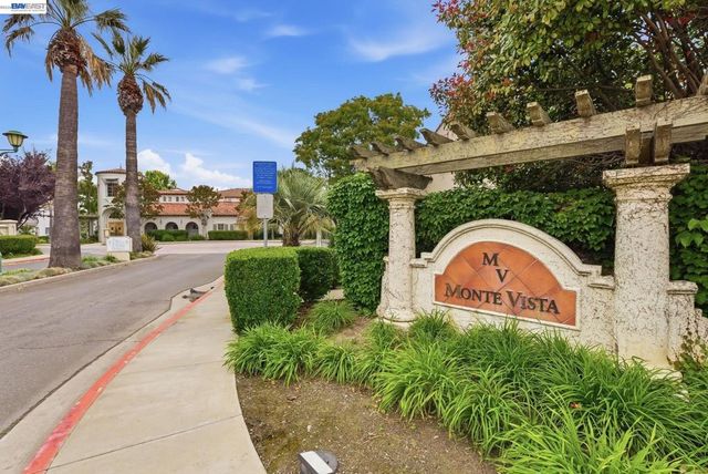 35510 Monterra Ter 201, Union City, CA 94587