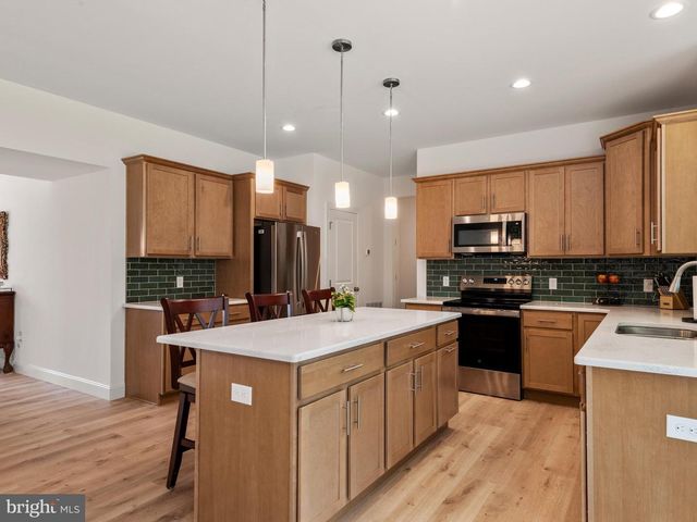 20 FLEMING DR, Glenmoore, PA 19343