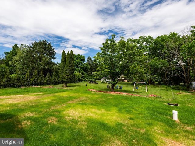 20 FLEMING DR, Glenmoore, PA 19343