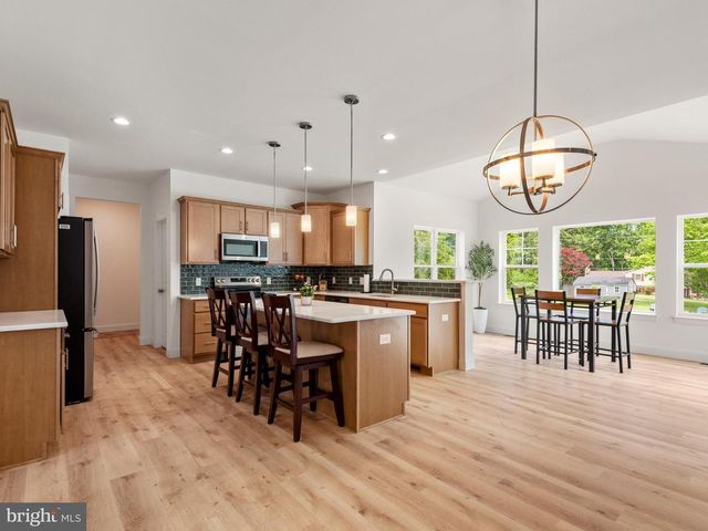 20 FLEMING DR, Glenmoore, PA 19343