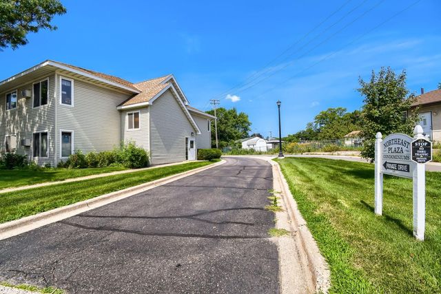 1729 6th Street NE 9, Minneapolis, MN 55413