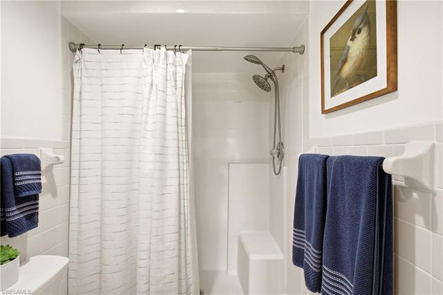 703 Mardel DR 506, Naples, FL 34104