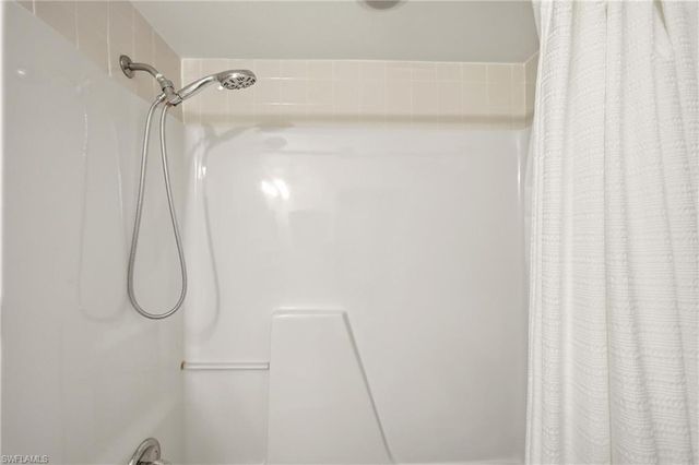 703 Mardel DR 506, Naples, FL 34104