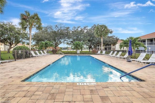 703 Mardel DR 506, Naples, FL 34104