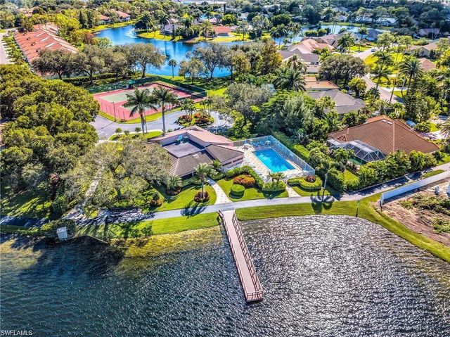 703 Mardel DR 506, Naples, FL 34104