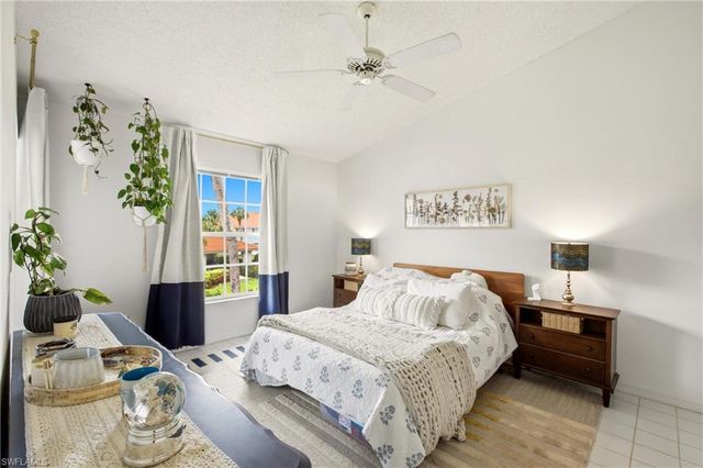 703 Mardel DR 506, Naples, FL 34104