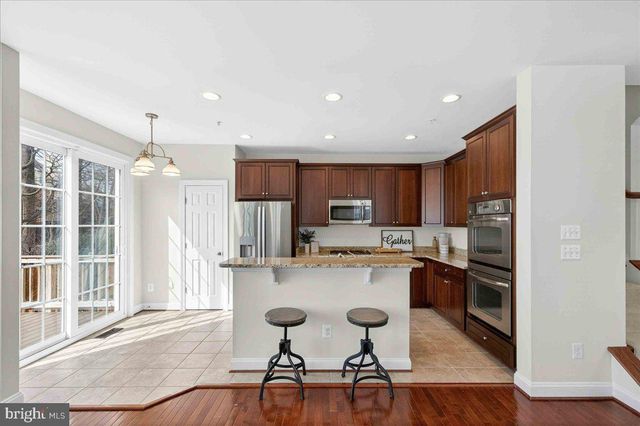 2081 HUTCHISON GROVE CT, Falls Church, VA 22043