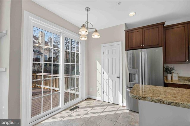 2081 HUTCHISON GROVE CT, Falls Church, VA 22043