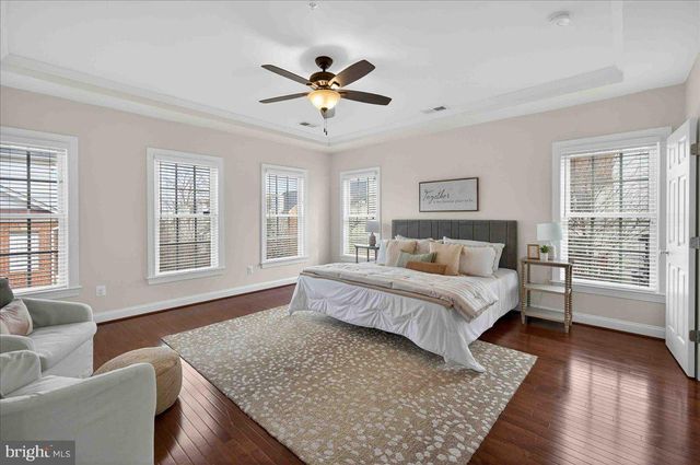 2081 HUTCHISON GROVE CT, Falls Church, VA 22043