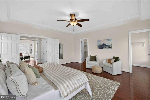 2081 HUTCHISON GROVE CT, Falls Church, VA 22043