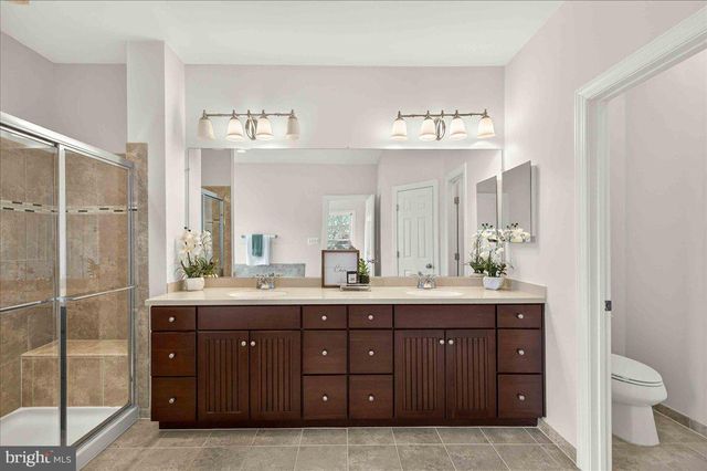 2081 HUTCHISON GROVE CT, Falls Church, VA 22043