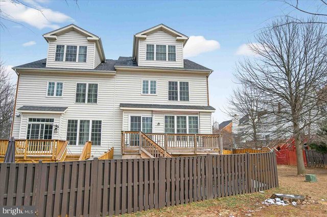 2081 HUTCHISON GROVE CT, Falls Church, VA 22043