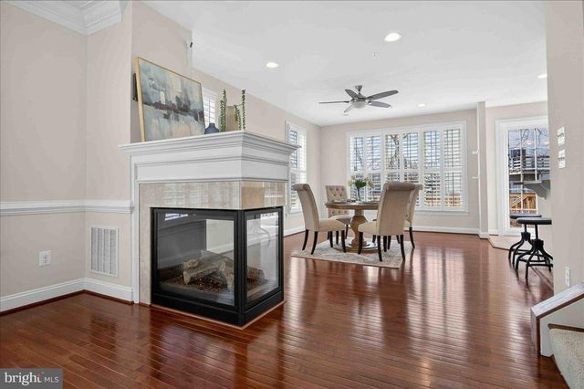 2081 HUTCHISON GROVE CT, Falls Church, VA 22043