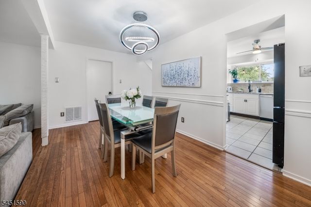 138 Stratford Ct, Hillsborough Twp., NJ 08844