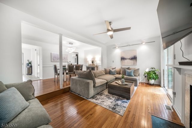 138 Stratford Ct, Hillsborough Twp., NJ 08844