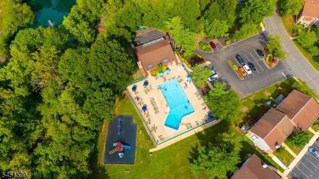 138 Stratford Ct, Hillsborough Twp., NJ 08844