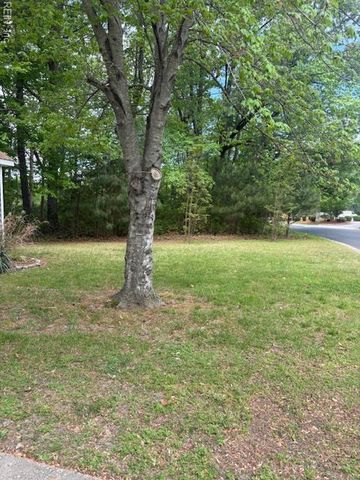 610 McLawhorne DR, Newport News, VA 23605