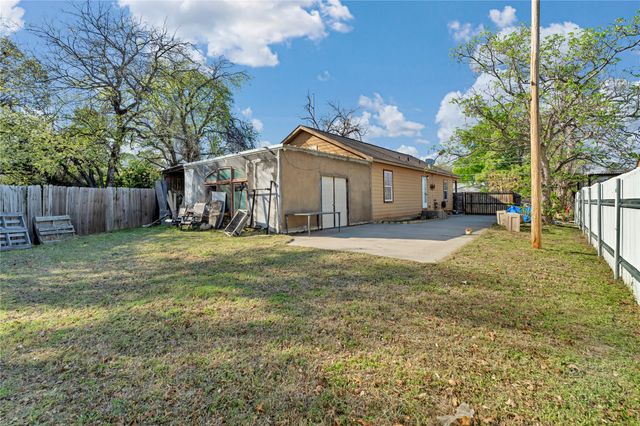 4531 Blackstone Drive, Fort Worth, TX 76114