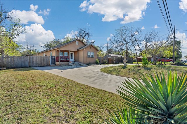 4531 Blackstone Drive, Fort Worth, TX 76114