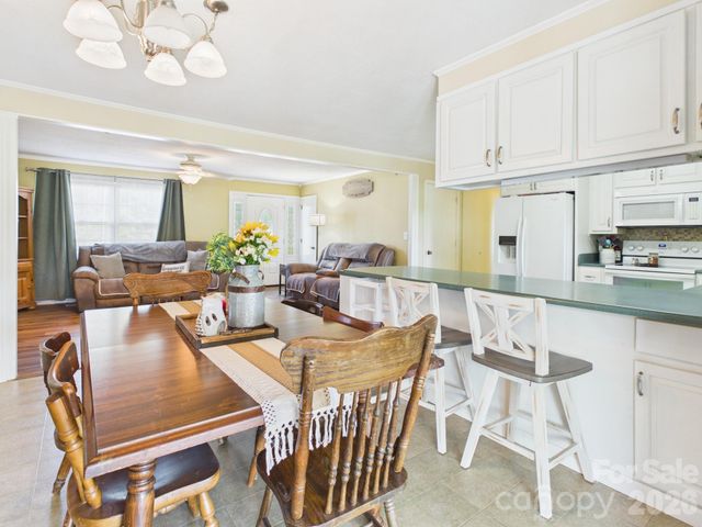 19 Pinecrest Court, Taylorsville, NC 28681