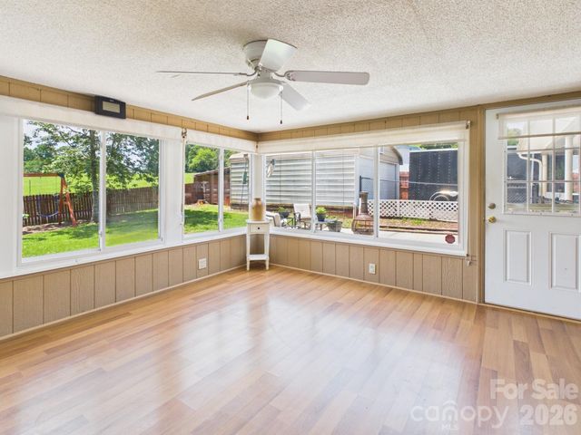 19 Pinecrest Court, Taylorsville, NC 28681