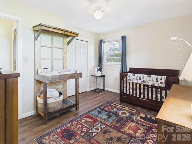 19 Pinecrest Court, Taylorsville, NC 28681