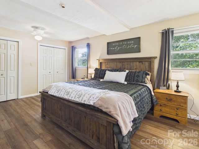 19 Pinecrest Court, Taylorsville, NC 28681