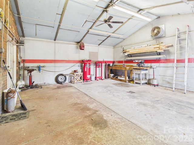 19 Pinecrest Court, Taylorsville, NC 28681