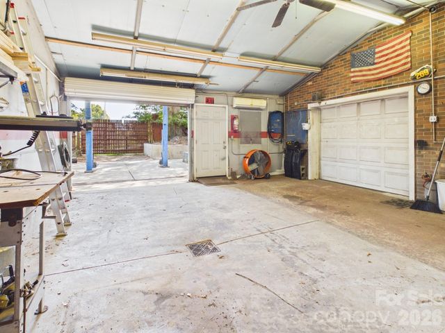 19 Pinecrest Court, Taylorsville, NC 28681