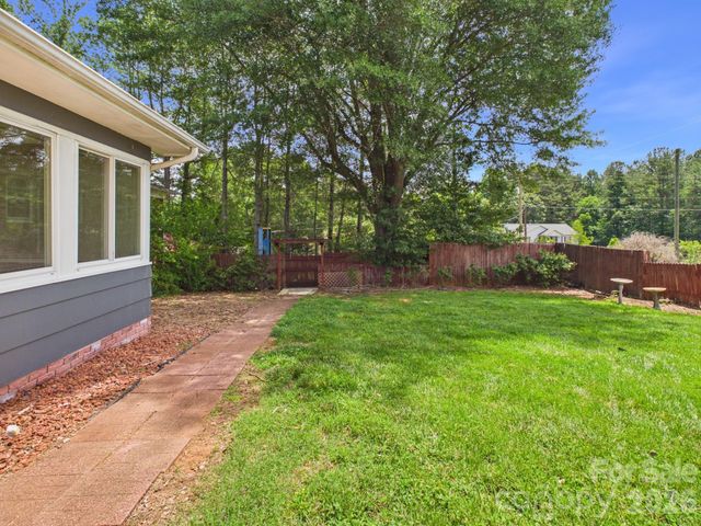 19 Pinecrest Court, Taylorsville, NC 28681