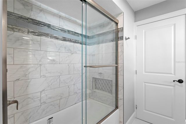 900 31ST AVENUE NE, St Petersburg, FL 33704