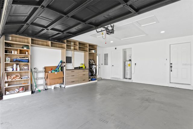 900 31ST AVENUE NE, St Petersburg, FL 33704