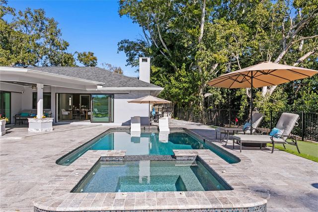 900 31ST AVENUE NE, St Petersburg, FL 33704